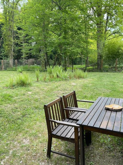 Gite Les Reculons Au Pied Du Lac Les Midoux Ngoại thất bức ảnh